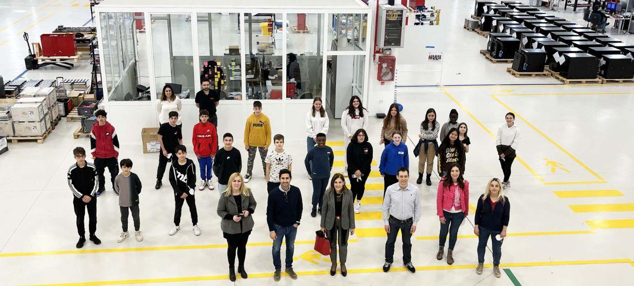 La scuola Leonardo da Vinci in visita a Flash Battery per 5 giornate di orientamento | Flash Battery