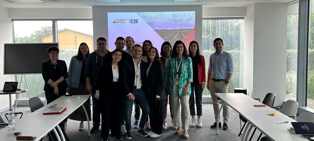 Innovative employer branding solutions at the heart of Flash Battery’s challenge to CIS master’s students | Flash Battery