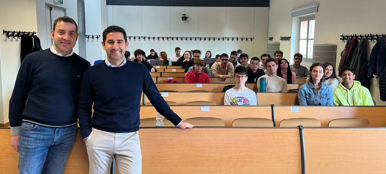Flash Battery incontra gli studenti di Economia e Comunicazione dell'Università di Modena e Reggio Emilia | Flash Battery