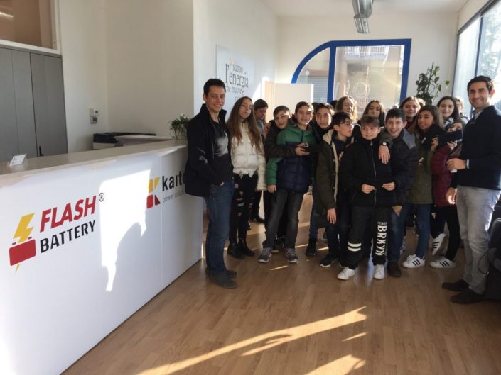 studenti pmi day da kaitek flash battery